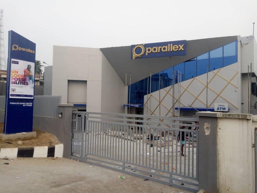 Parallex Bank